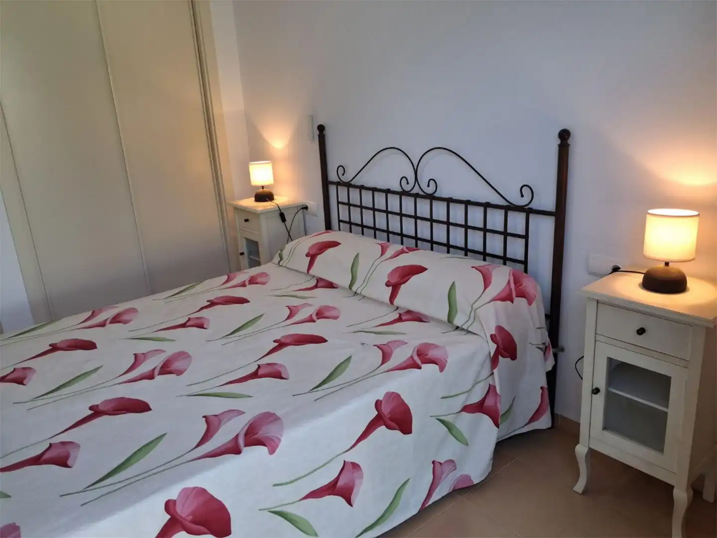 Dormitori de Apartament de lloguer en Calpe / Calp amb Calefacció, Jardí privat i Piscina