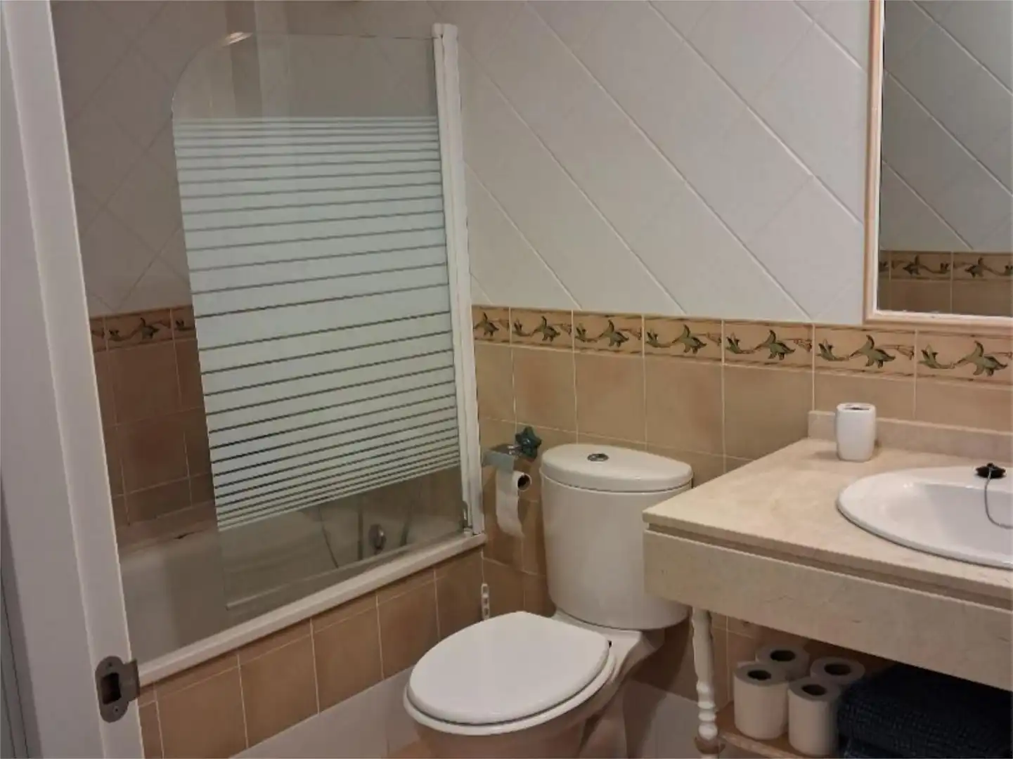 Bany de Apartament de lloguer en Calpe / Calp amb Calefacció, Jardí privat i Piscina