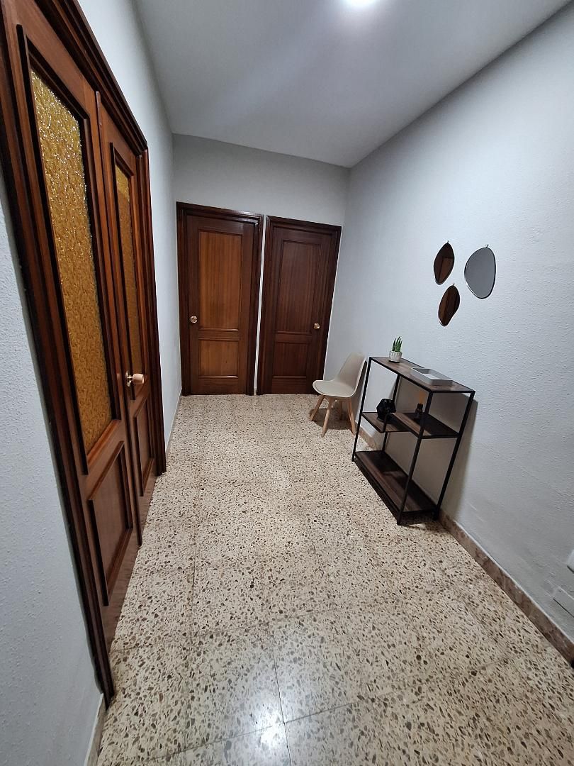 Flat to share in Valdepeñas  with Air Conditioner, Heating and Furnished