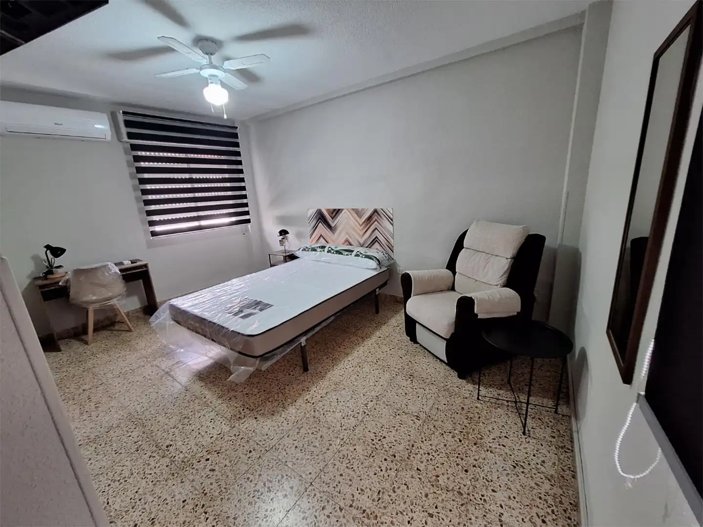 Habitación en Calle Cervantes, 21, Valdepeñas Habitación de Piso para compartir en Valdepeñas con Aire acondicionado, Calefacción y Amueblado