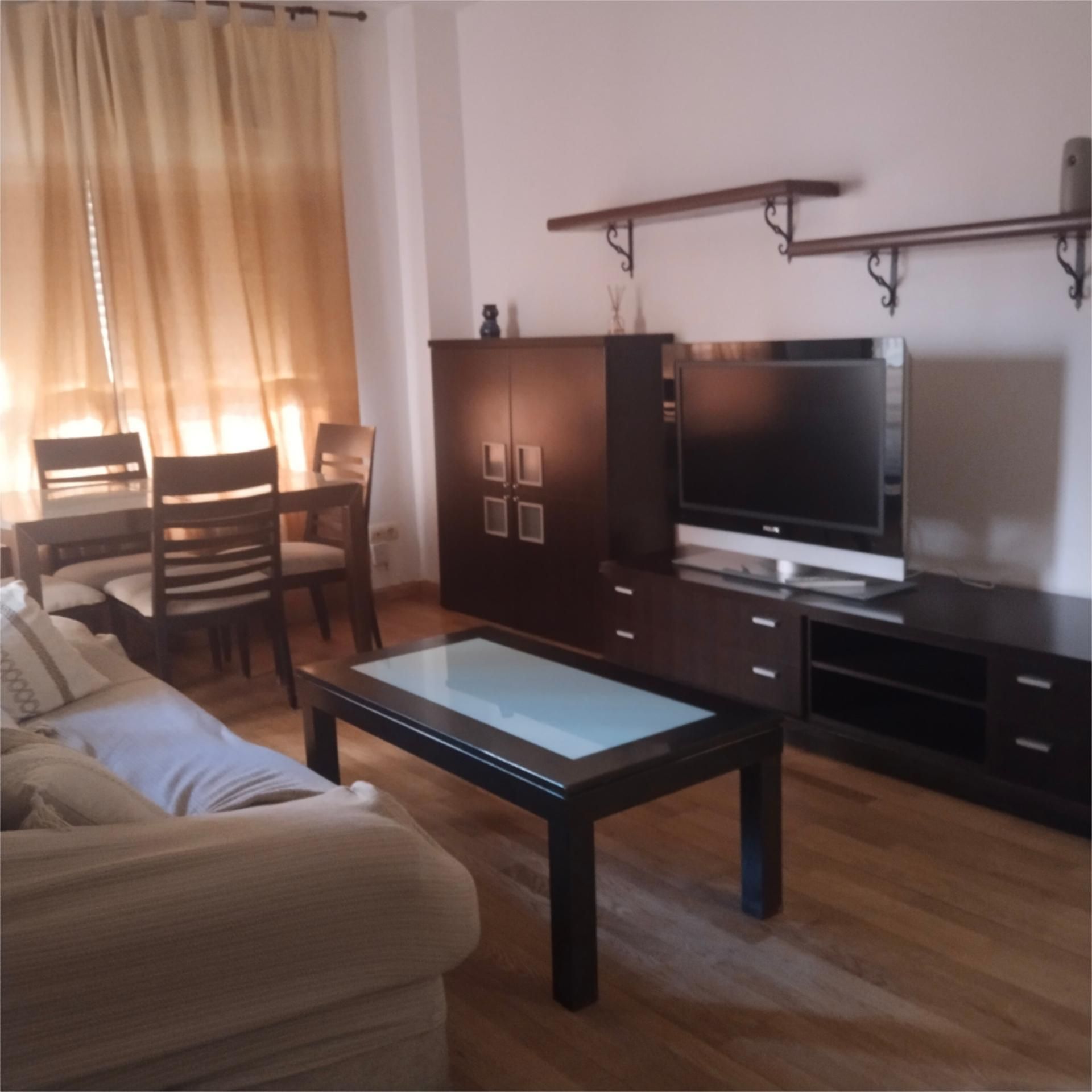 Sala de estar de Piso en venta en Ávila Capital con Calefacción, Jardín privado y Parquet