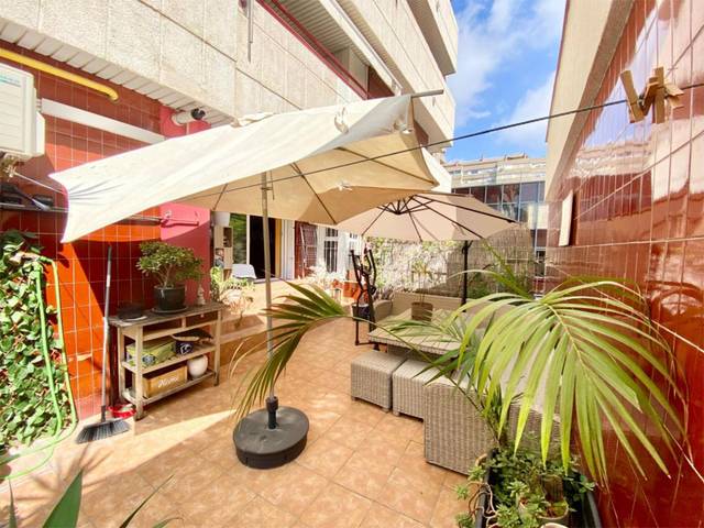 Piso en Venta en Carrer del Pintor Tapiró, 12 en La Maternitat i Sant Ramon