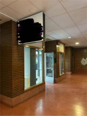 Local comercial en Alquiler en Barrio de Delicias