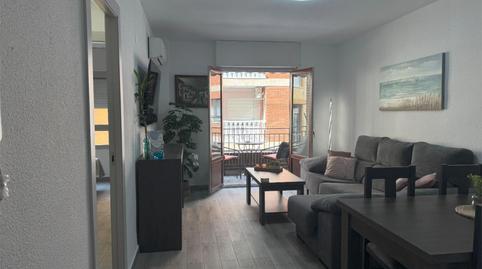 Photo 3 of Flat to rent in Calle Patricio Zammit, 2, Las Piscinas Naturales, Alicante