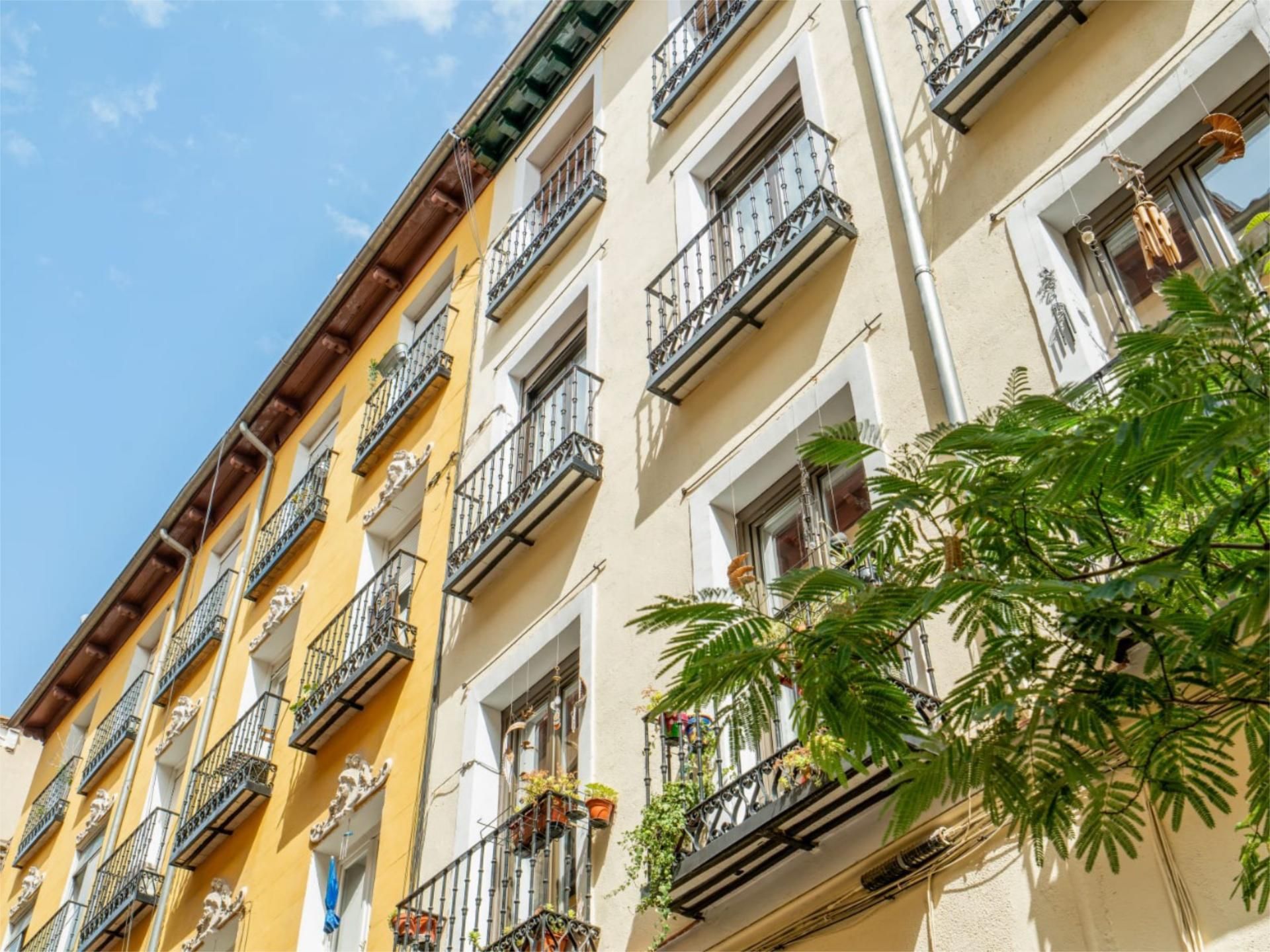 Vista exterior de Àtic en venda en  Madrid Capital amb Aire condicionat, Calefacció i Moblat