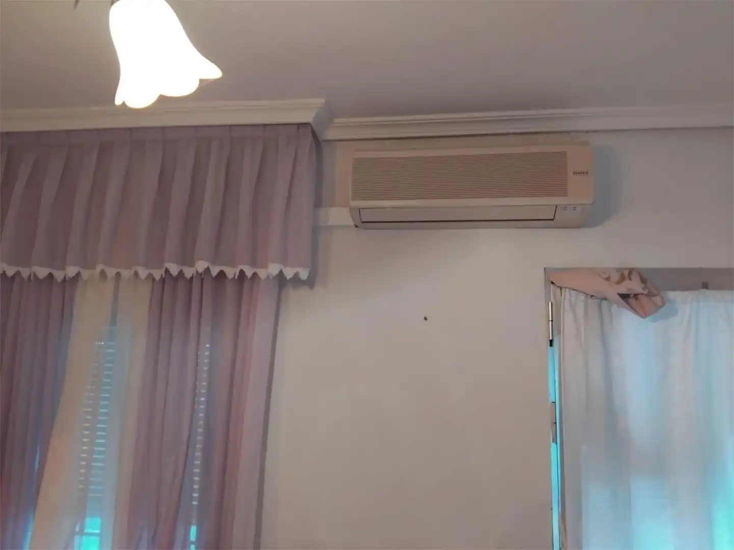 Habitación de Piso en venta en Cebolla con Aire acondicionado