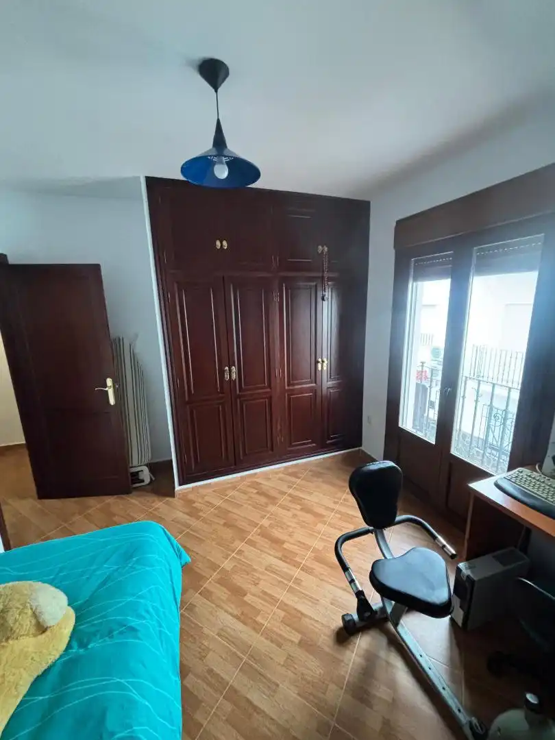 Wohnung zum Verkauf in Calle la Viña, 5, Yunquera Schlafzimmer von Wohnung zum Verkauf in Yunquera mit Terrasse, Abstellraum und Möbliert