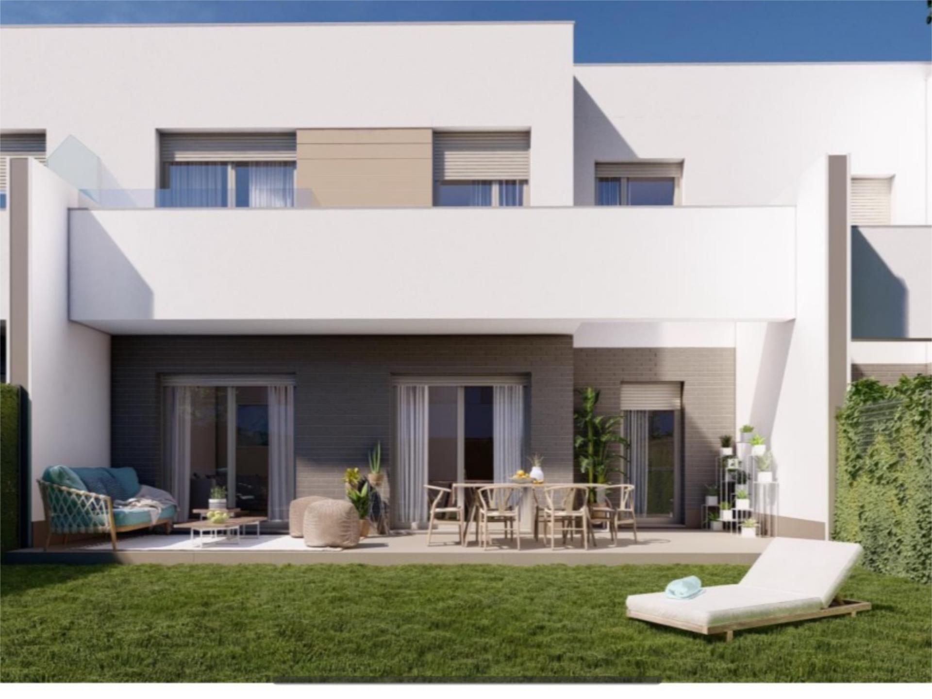 Garden of Single-family semi-detached to rent in  Sevilla Capital  with Air Conditioner, Heating and Private garden