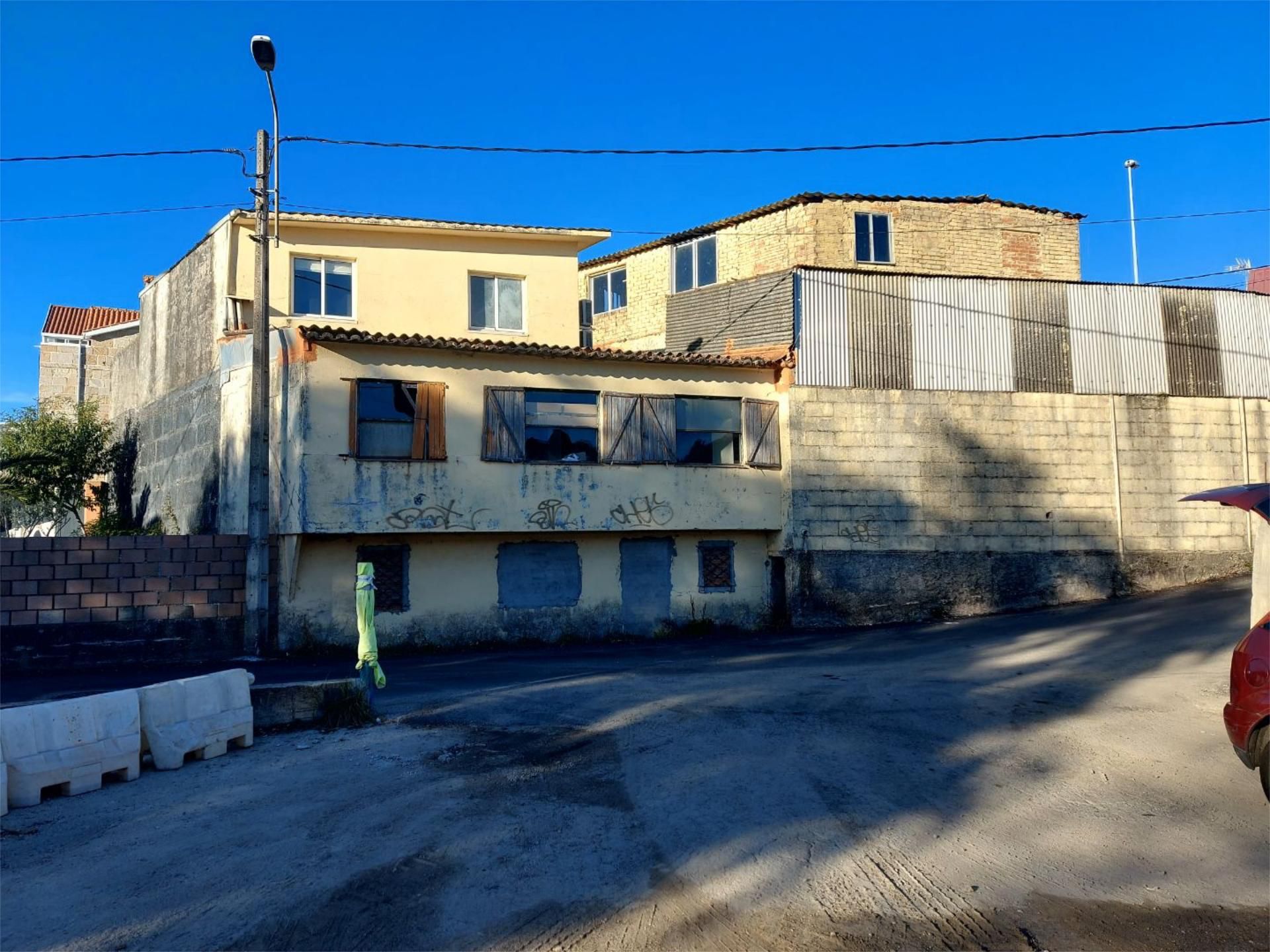 Vista exterior de Casa o xalet en venda en Vigo  amb Balcó