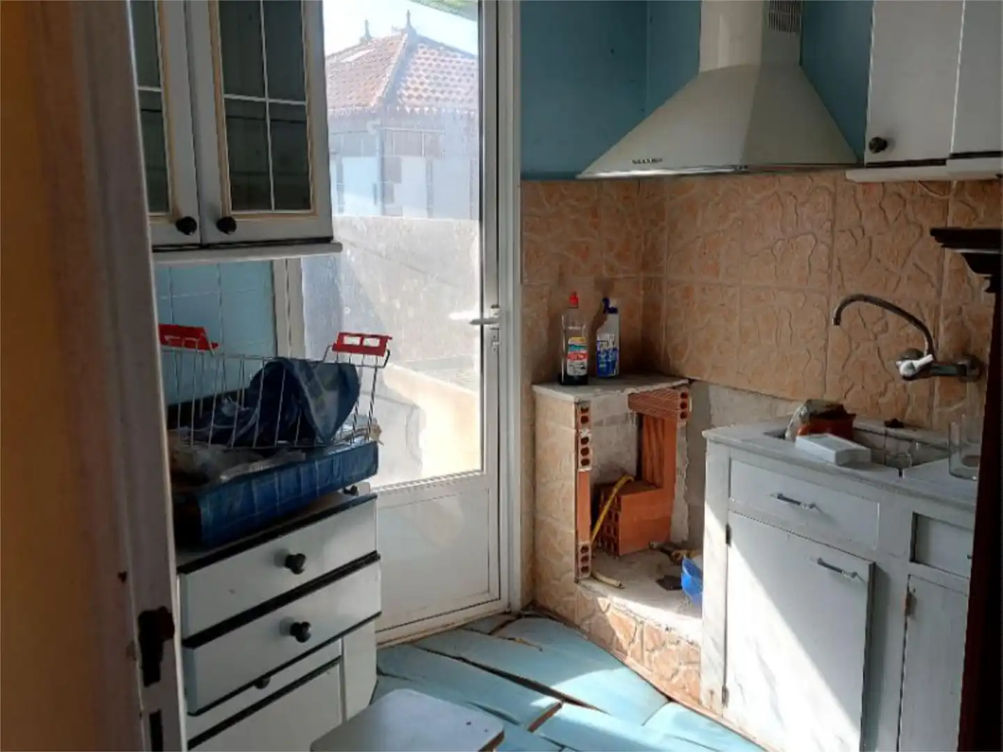 Casa o xalet en venda a Avenida de Castrelos, 304, Comesaña - Matamá Cuina de Casa o xalet en venda en Vigo amb Traster i Balcó
