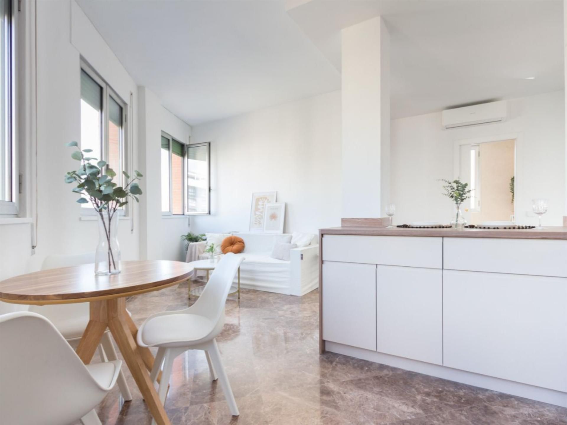 Bedroom of Flat to rent in  Sevilla Capital  with Air Conditioner