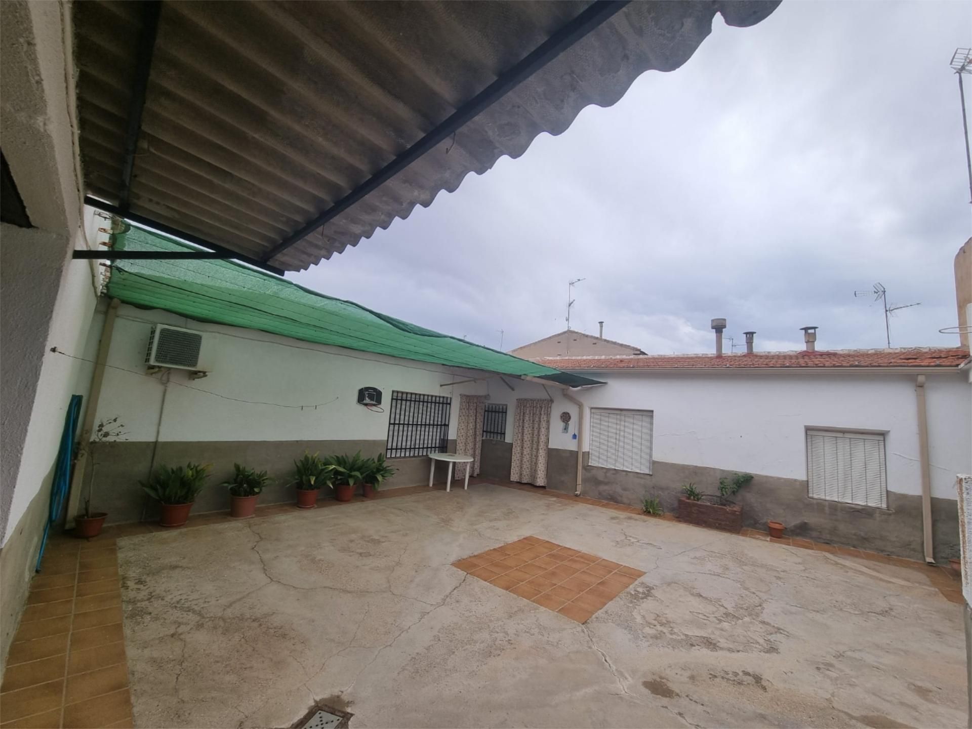 Exterior view of Planta baja for sale in Consuegra