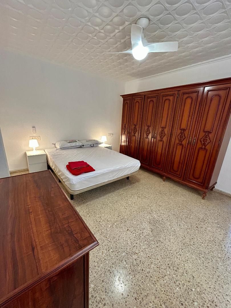 Habitación de Piso para compartir en La Vall d'Uixó con Amueblado, Horno y Lavadora