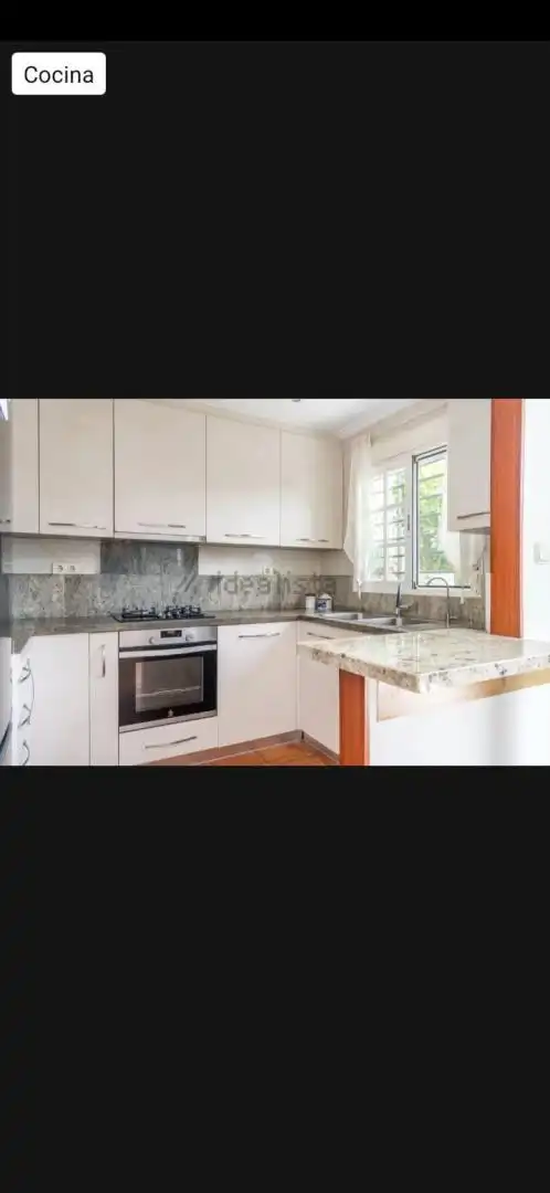 Detached homes for sale in Calle Los Jazmines, 1, Nueva Andalucía centro Kitchen of Detached homes for sale in Marbella with Air Conditioner, Terrace and Swimming Pool
