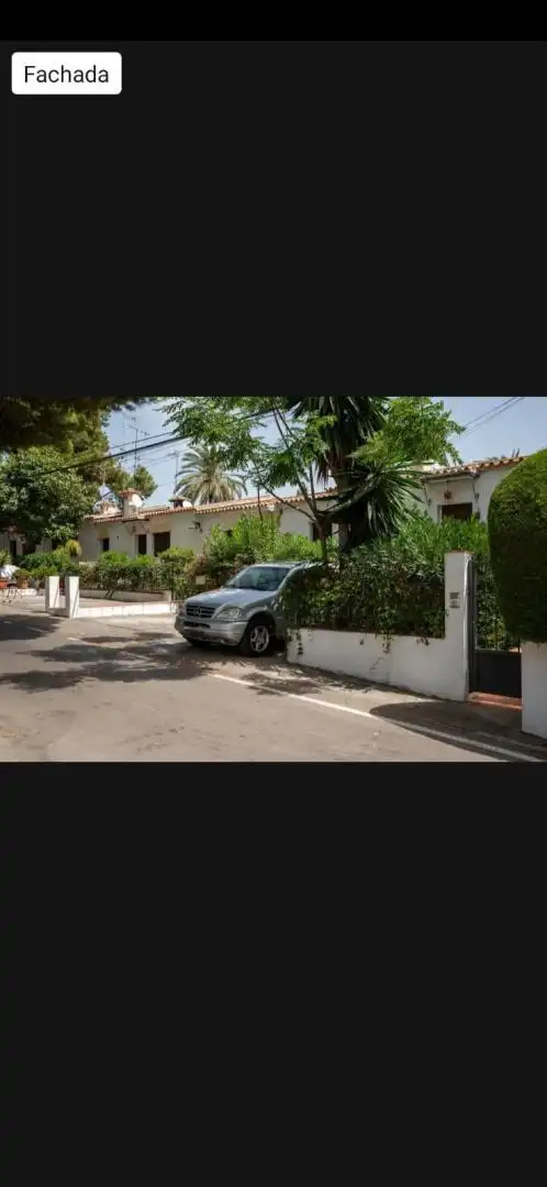 Detached homes for sale in Calle Los Jazmines, 1, Nueva Andalucía centro Exterior view of Detached homes for sale in Marbella with Air Conditioner, Terrace and Swimming Pool