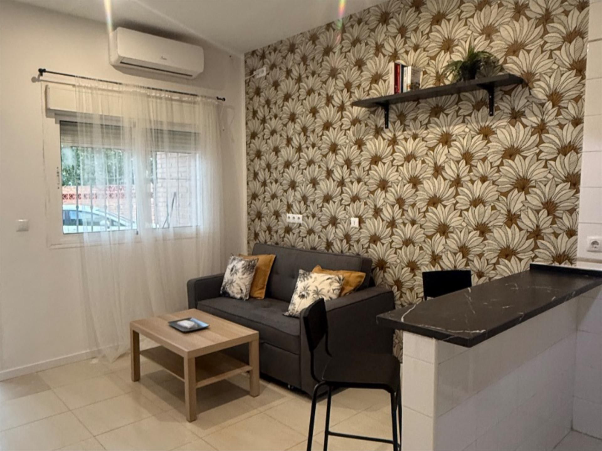 Sala d'estar de Apartament en venda en Punta Umbría amb Aire condicionat i Terrassa