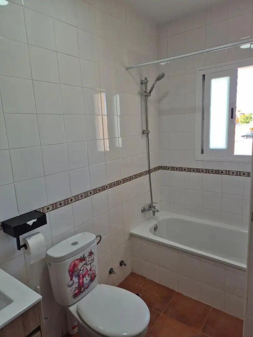 Casa o chalet en venta en Calle Adelfa, 18, Sierra de Yeguas Baño de Casa o chalet en venta en Sierra de Yeguas con Aire acondicionado, Terraza y Piscina