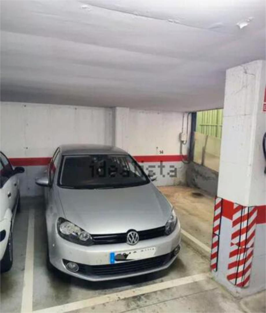 Parking of Garage to rent in El Astillero  