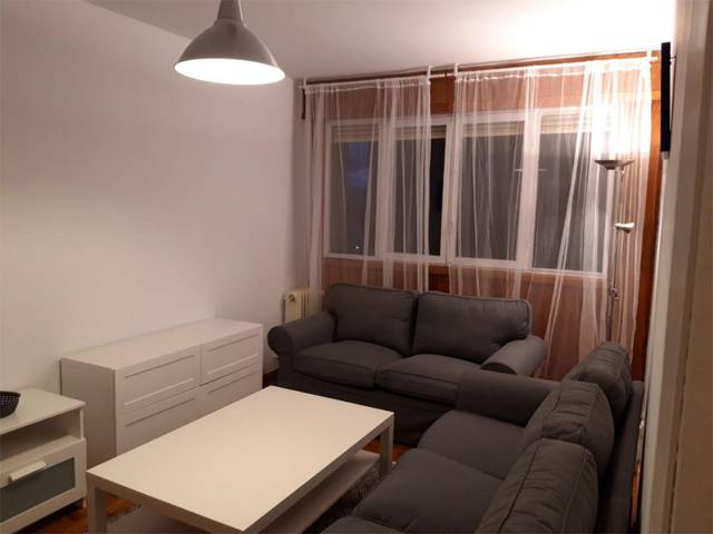 Piso en Venta en Calle San Esteban/Done Eztebe Kalea, 1BI en Barañáin / Barañain