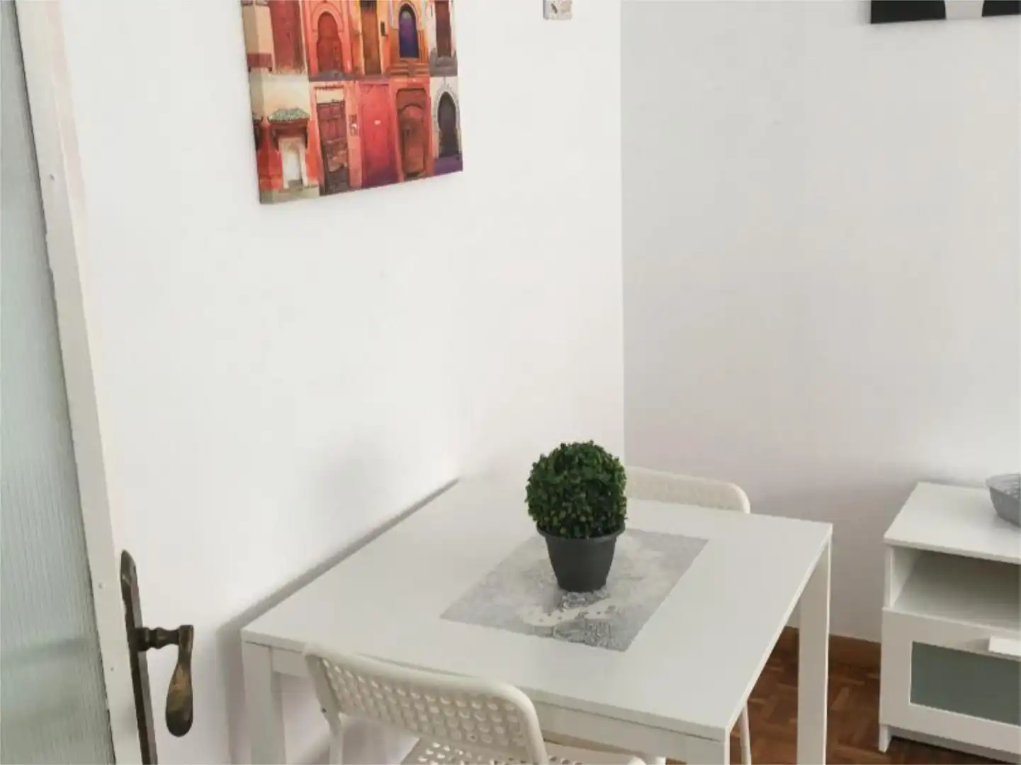 Piso en venta en Calle San Esteban/Done Eztebe Kalea, Barañáin / Barañain Comedor de Piso en venta en Barañáin / Barañain con Calefacción, Parquet y Trastero