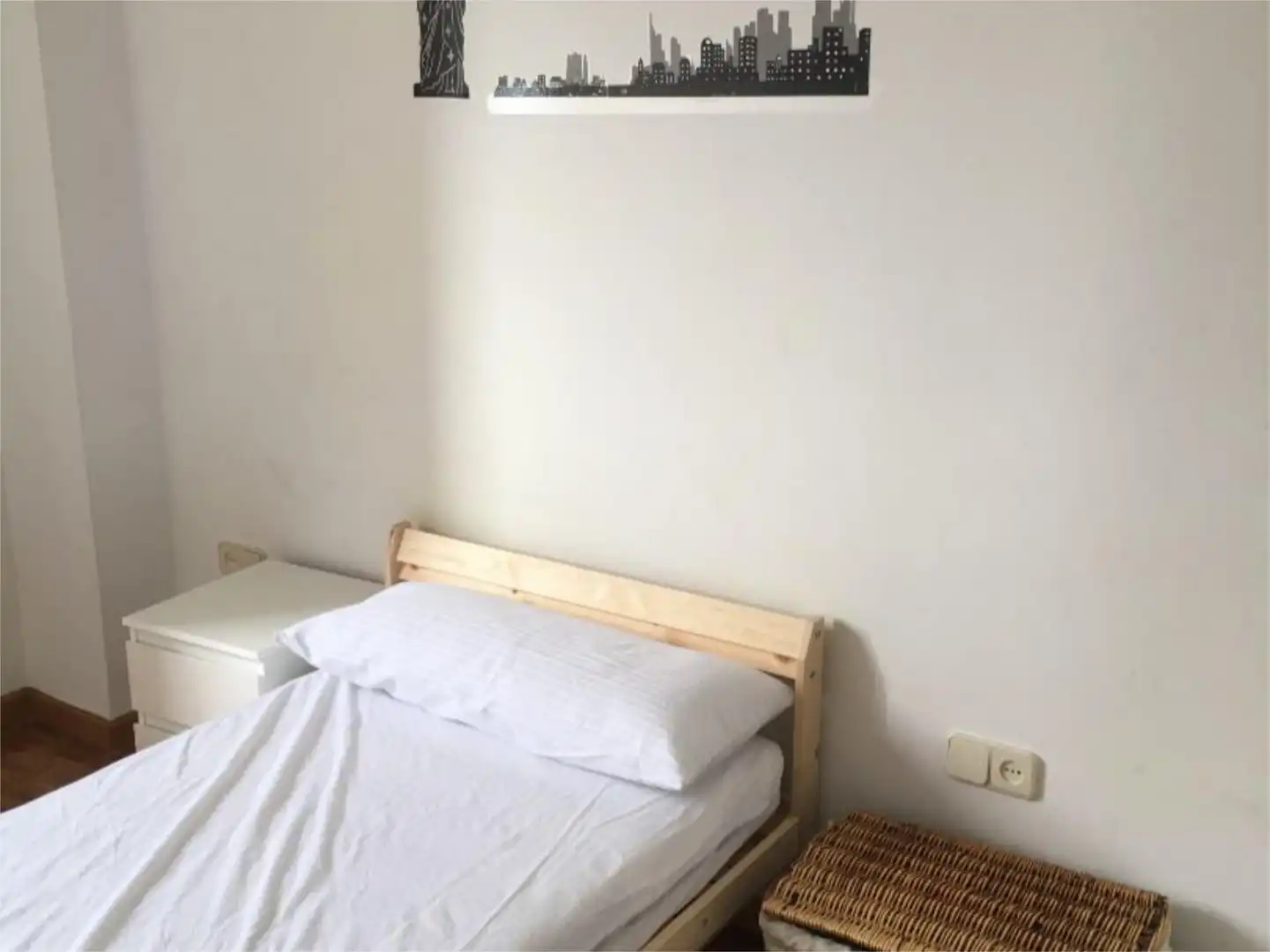 Piso en venta en Calle San Esteban/Done Eztebe Kalea, Barañáin / Barañain Habitación de Piso en venta en Barañáin / Barañain con Calefacción, Parquet y Trastero