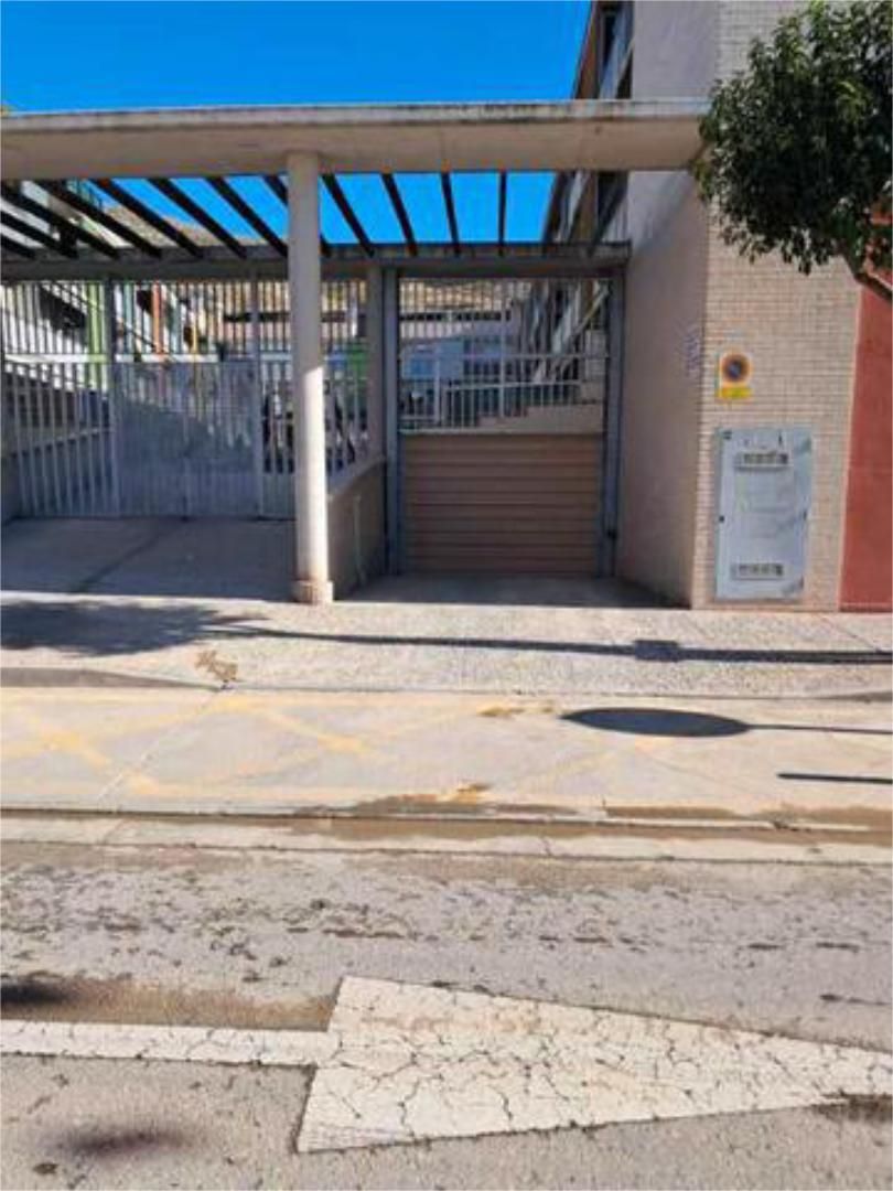 Aparcament de Garatge de lloguer en Cadrete