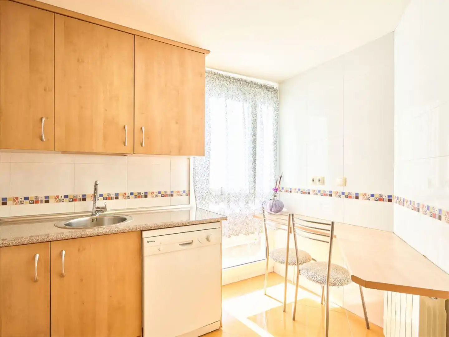 Wohnung zum Verkauf in Rebollo Küche von Wohnung zum Verkauf in Rebollo mit Heizung und Gemeinschaftsparkplatz