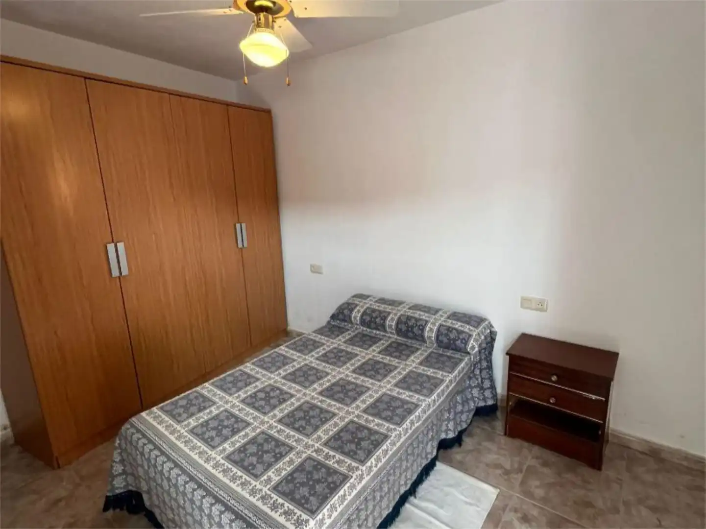 Casa adosada en venta en Avenida Feria, 50, Peñalsordo Habitación de Casa adosada en venta en Peñalsordo con Trastero y Amueblado