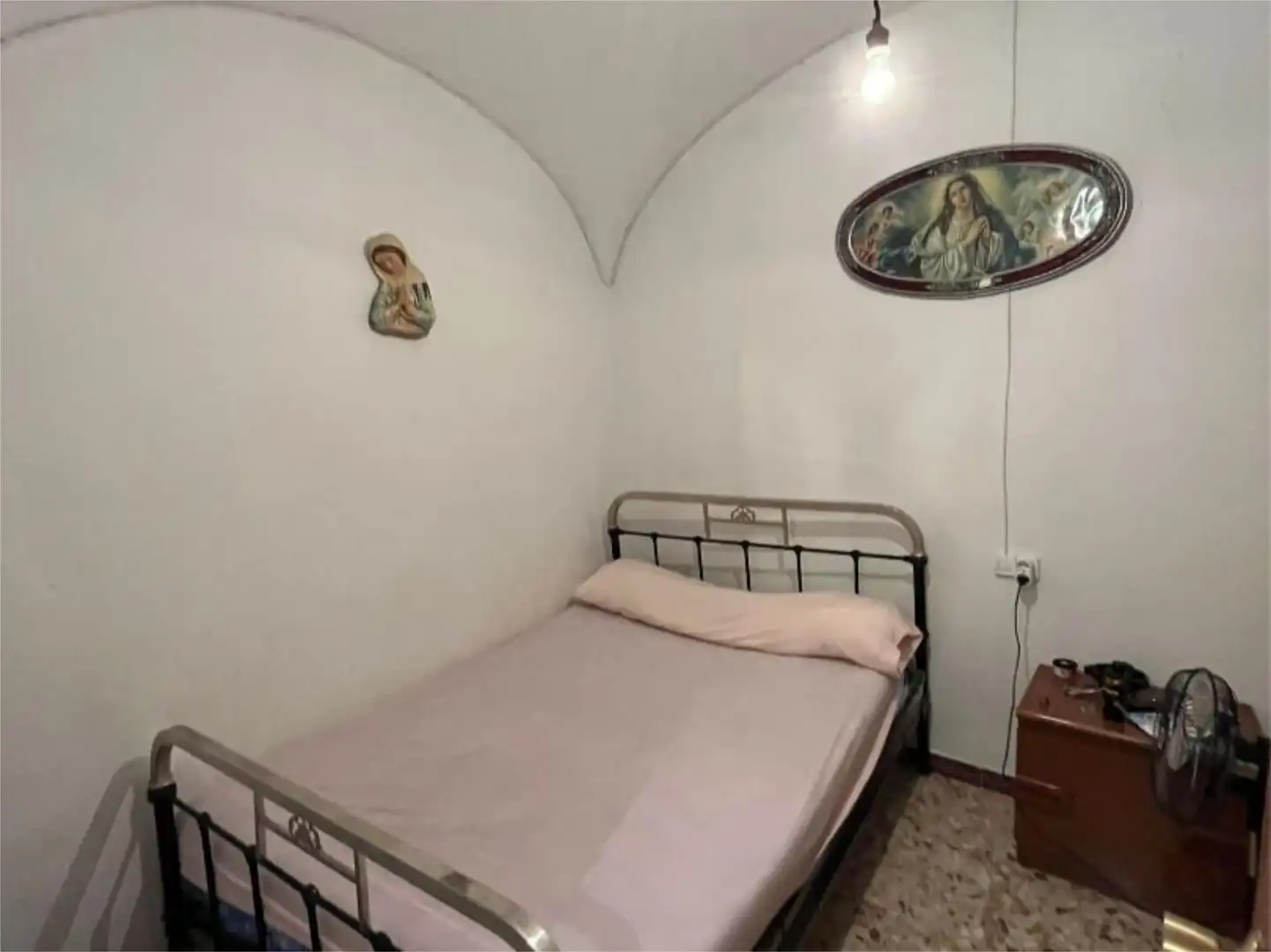 Casa adosada en venta en Avenida Feria, 50, Peñalsordo Habitación de Casa adosada en venta en Peñalsordo con Trastero y Amueblado