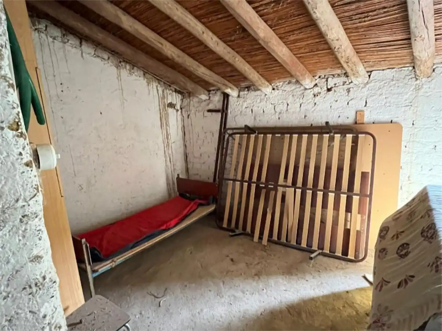 Casa adosada en venta en Avenida Feria, 50, Peñalsordo Casa adosada en venta en Peñalsordo con Trastero y Amueblado