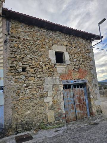Casa adosada en Venta en Lugar Barrio de Medio, 29 en Campezo / Kampezu