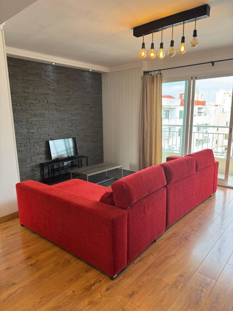 Flat to share in Carrer de Tomàs Aguiló i Forteza, 1, Son Cotoner