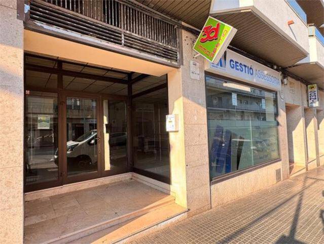 Local comercial en Alquiler en Nucli Antic