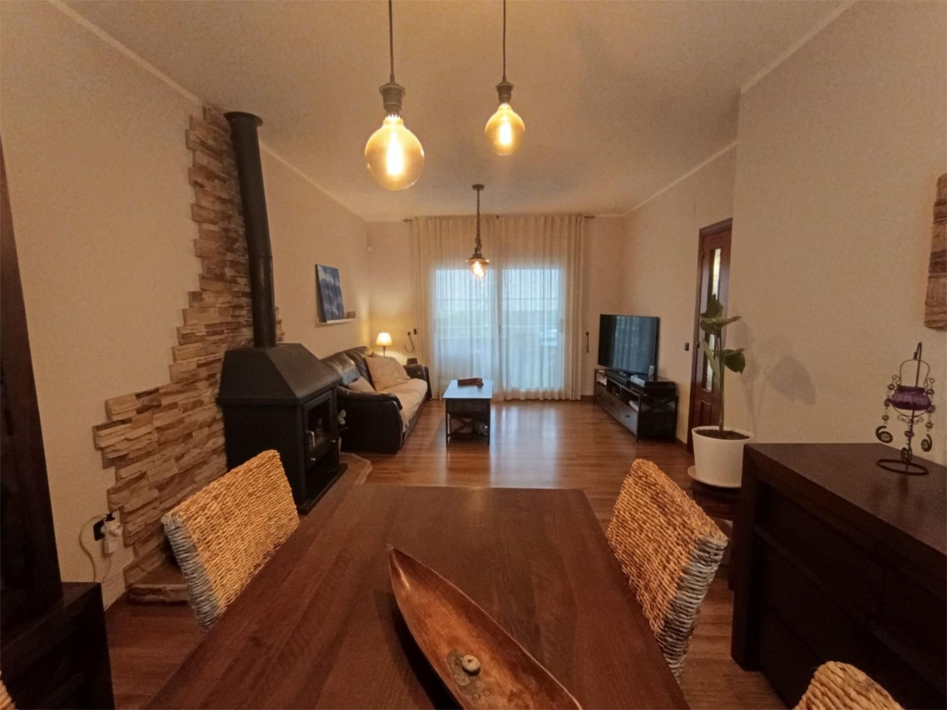 Flat for sale in Carrer Montsià, 52, Olesa de Montserrat Living room of Flat for sale in Olesa de Montserrat with Air Conditioner, Heating and Private garden