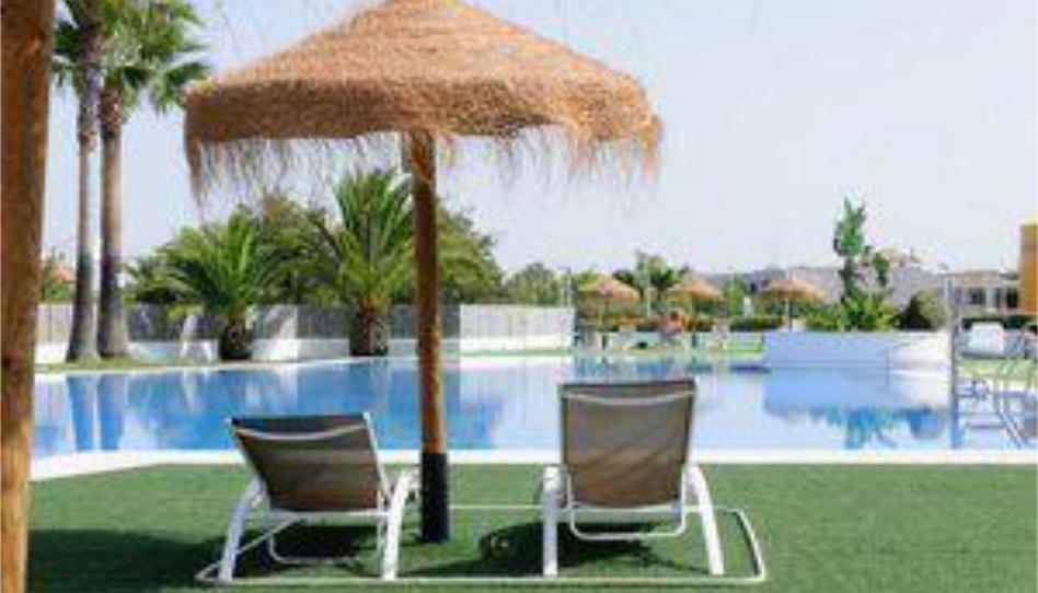 Photo 1 of Apartment to rent in Costa Esuri, Huelva