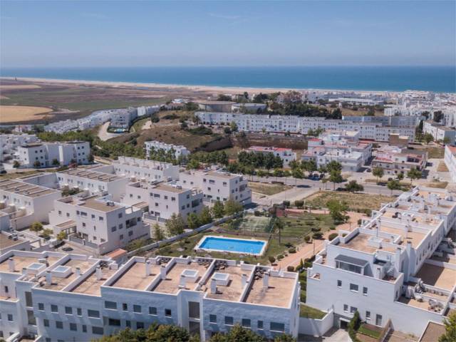 Piso en Alquiler en Calle 8 de Marzo, 4 en Conil