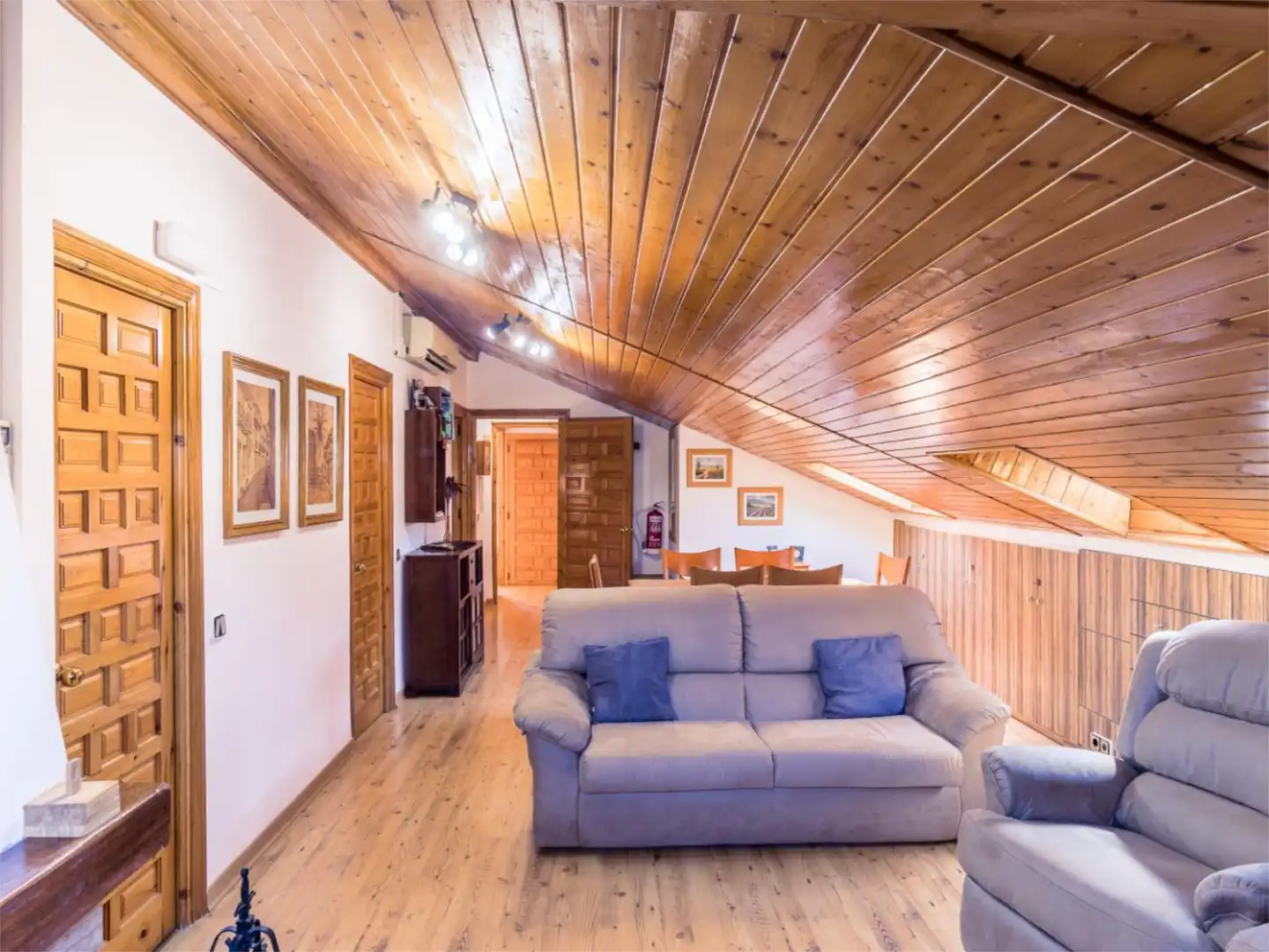 Dachboden zur Miete in Calle del Arroyo, 31, Santa Bárbara Wohnzimmer von Dachboden zur Miete in Toledo mit Klimaanlage, Heizung und Parkett
