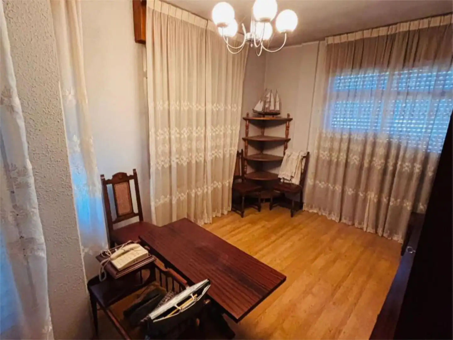 Casa o chalet en venta en Calle el Cantón, 35, Toral de los Vados Comedor de Casa o chalet en venta en Toral de los Vados con Calefacción, Jardín privado y Terraza