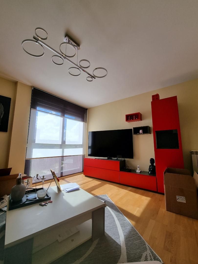 Living room of Apartment to rent in Lardero  with Terrace, Swimming Pool and Balcony