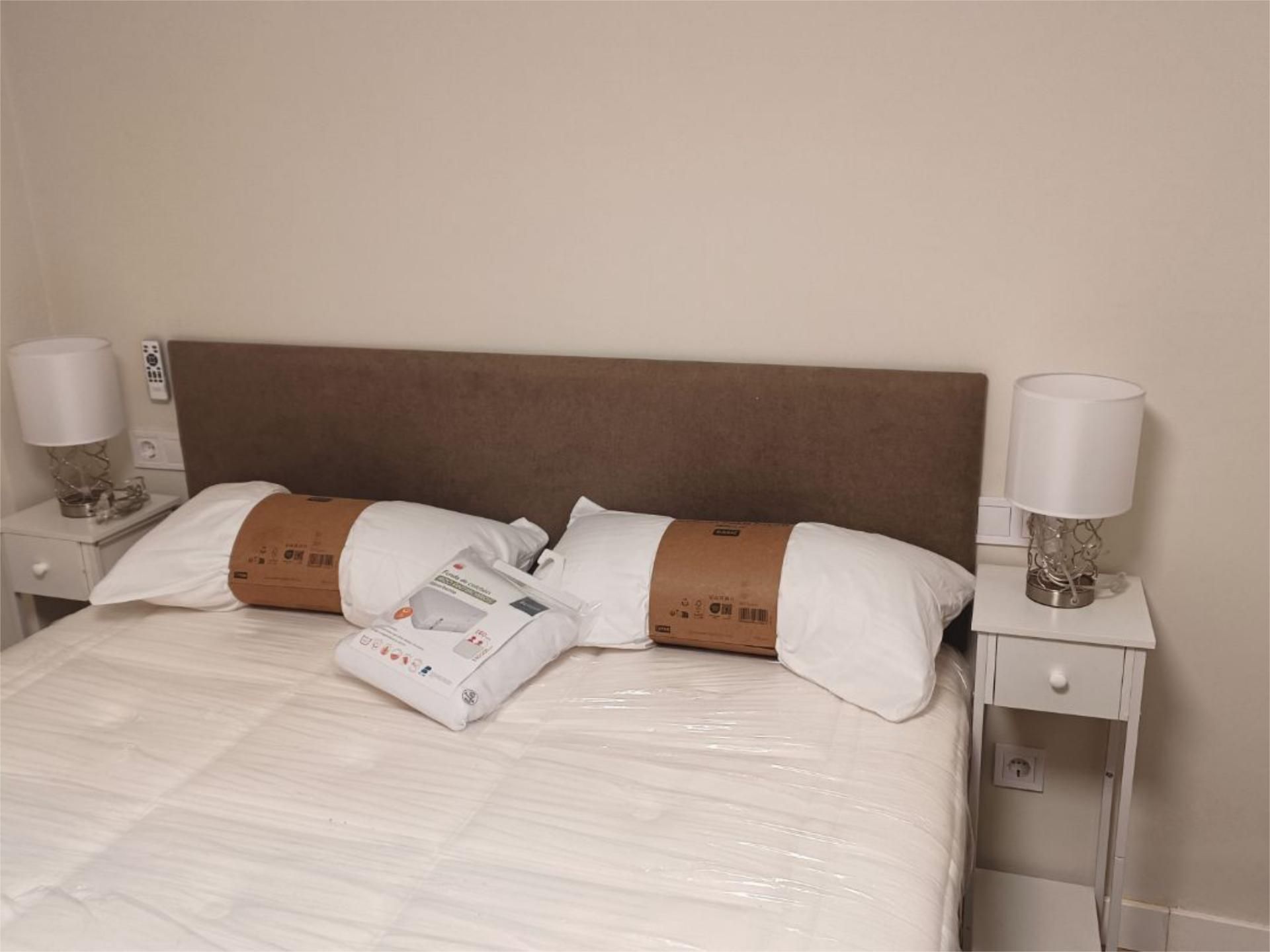Bedroom of Flat to share in  Madrid Capital  with Heating, Private garden and Furnished
