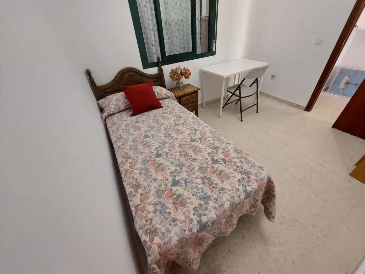 Room in Calle Estuario, 24, Centro Room in Calle Estuario, 24, Centro