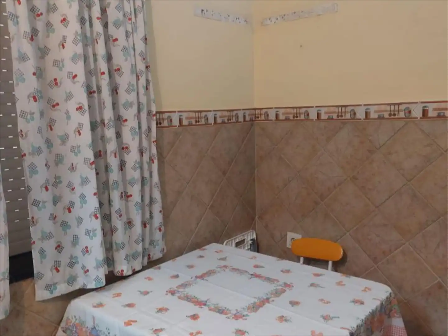 Room in Calle Estuario, 24, Centro Room in Calle Estuario, 24, Centro