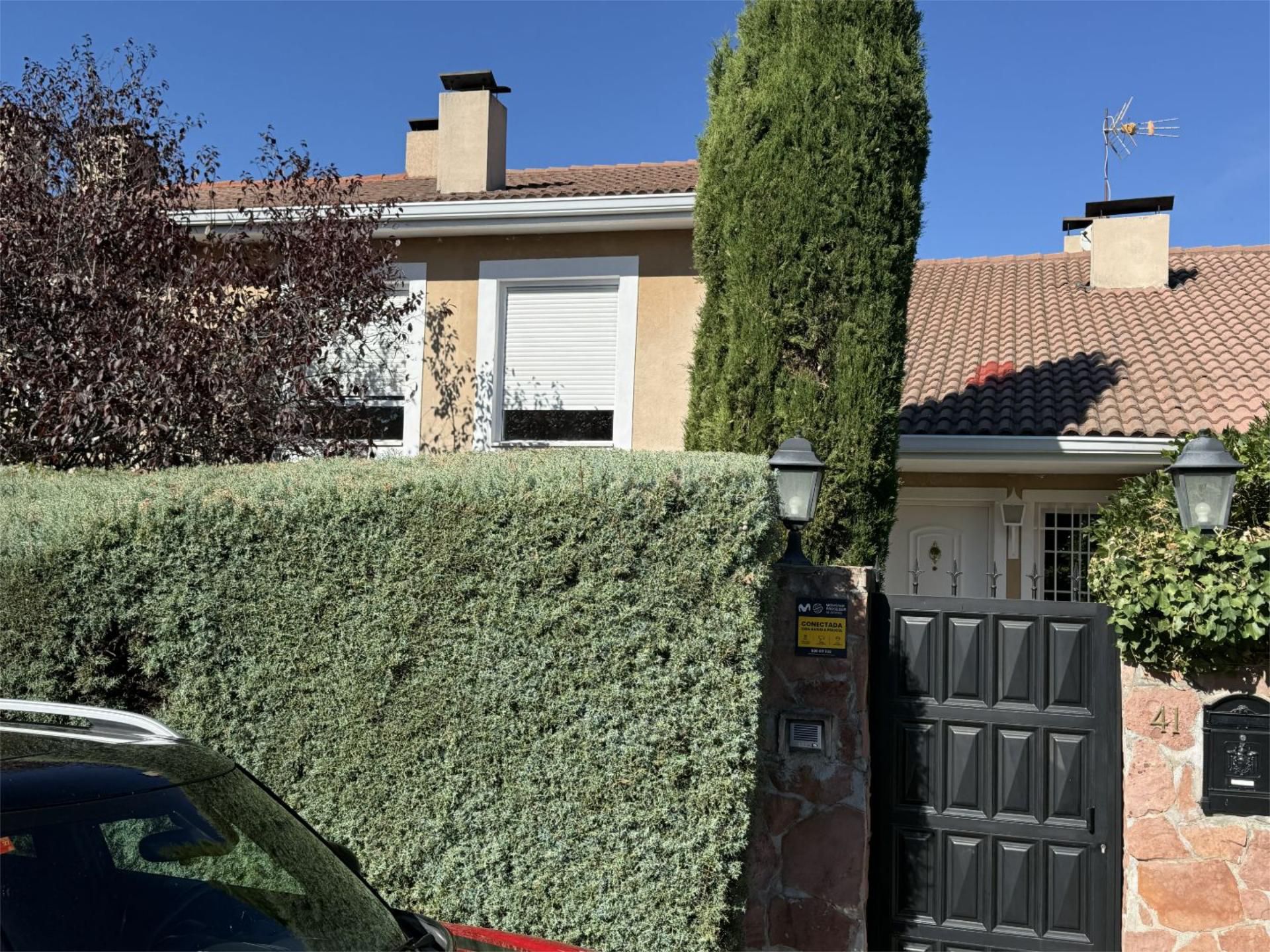 Exterior view of Flat for sale in Hoyo de Manzanares  with Heating, Private garden and Parquet flooring