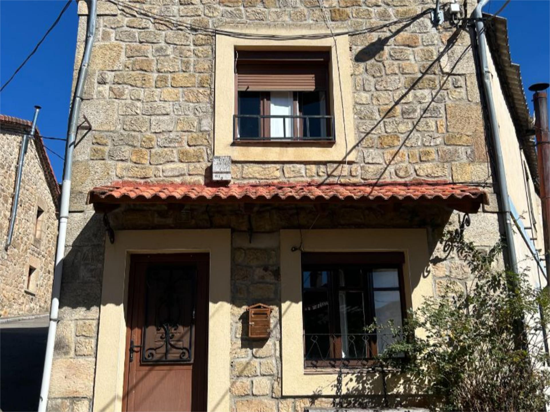 Exterior view of Single-family semi-detached to rent in Regumiel de la Sierra  with Heating, Parquet flooring and Storage room