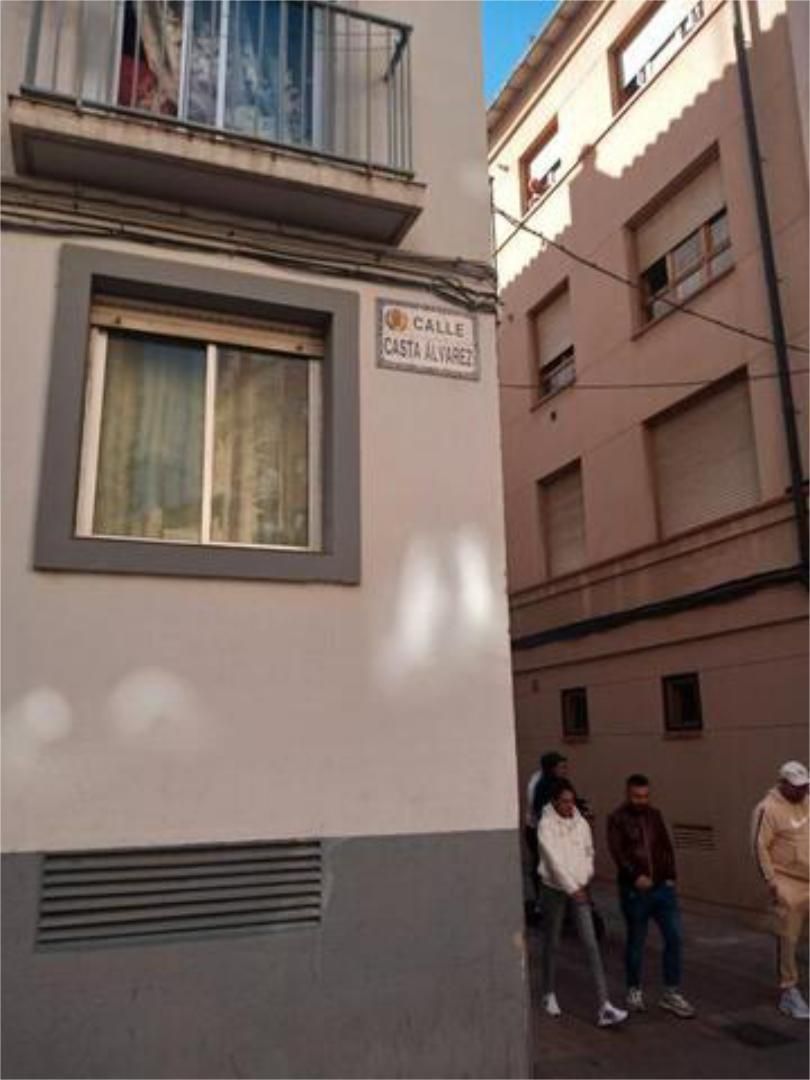 Exterior view of Apartment for sale in  Zaragoza Capital  with Heating, Terrace and Furnished