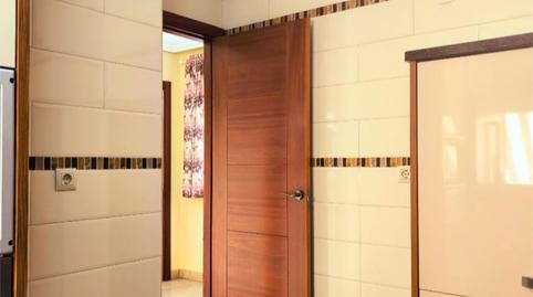 Photo 2 of Flat for sale in Calle Linde, 7, Cruz Roja, Sevilla