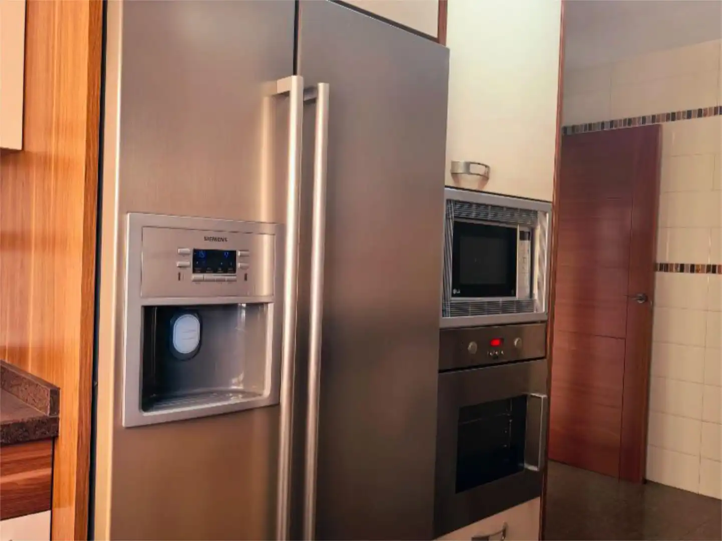 Flat for sale in Calle Linde, 7, Cruz Roja Kitchen of Flat for sale in Sevilla Capital with Air Conditioner, Terrace and Balcony