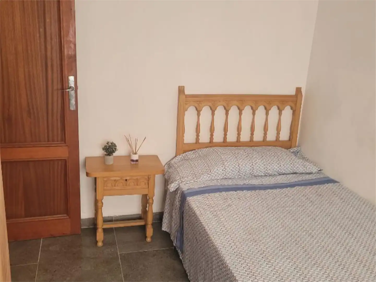 Habitación en Carrer Pintor Joan de Joanes, 5, Plaza Elíptica - República Argentina