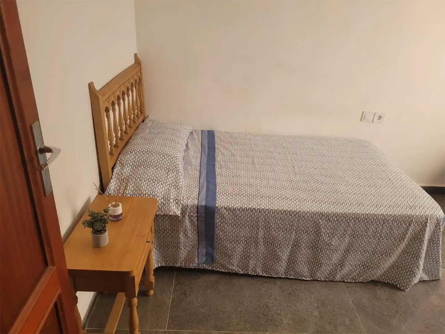 Habitación en Carrer Pintor Joan de Joanes, 5, Plaza Elíptica - República Argentina