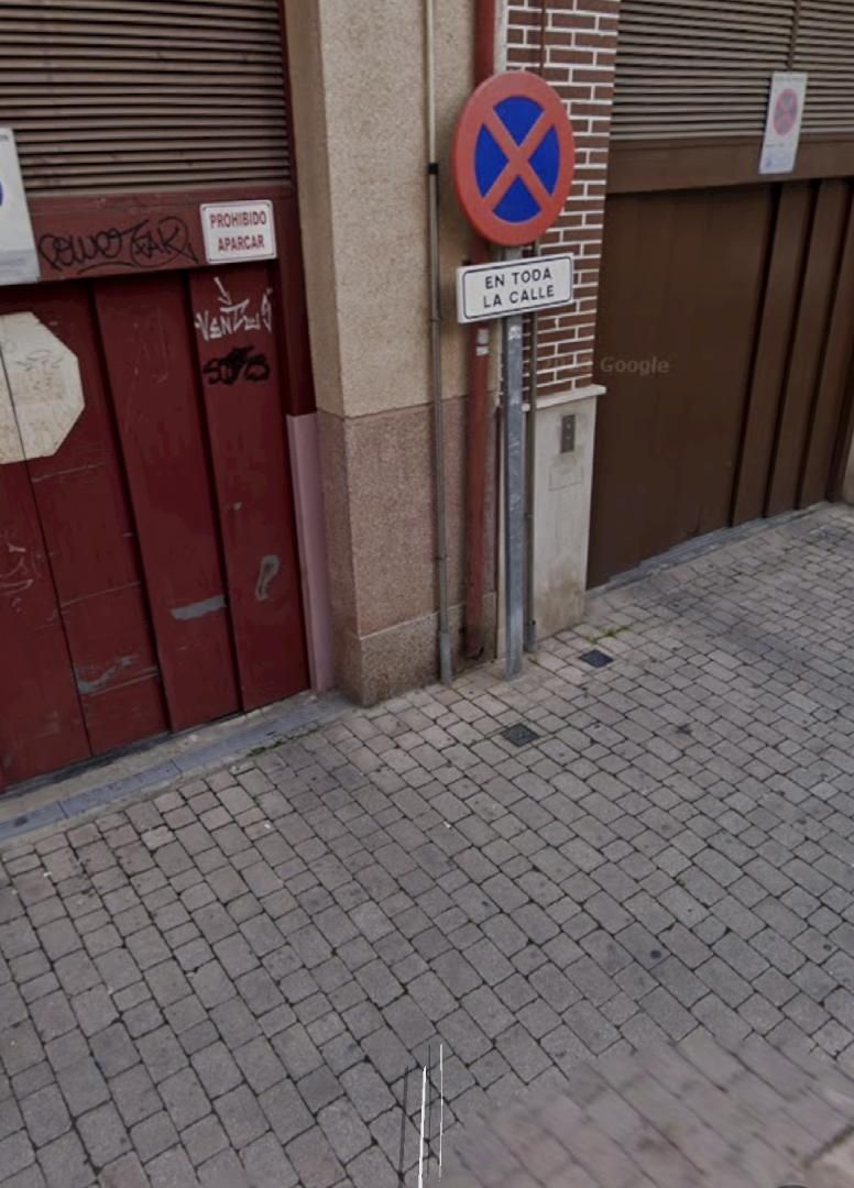 Exterior view of Garage to rent in  Córdoba Capital